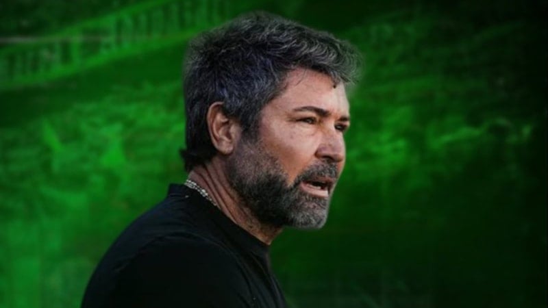 Sakaryaspor'un yeni teknik direktörü Hakan Kutlu oldu