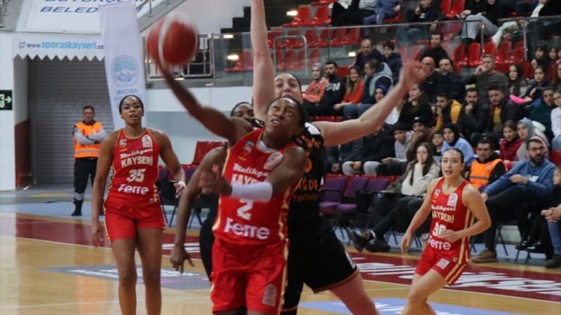 Galatasaray, Melikgazi Kayseri Basketbol'u mağlup etti