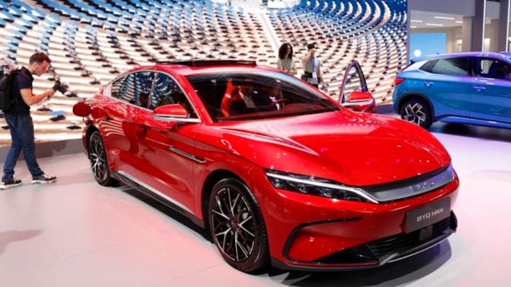 Otomobil sektöründe tarihi an: Çin, Japonya'nın 20 yıllık hakimiyetini bitirmek üzere