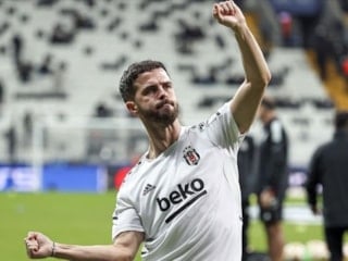 Miralem Pjanic futbolu bıraktı
