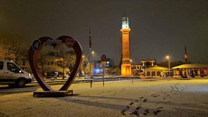 Çorum'da kar yağışı etkili oldu