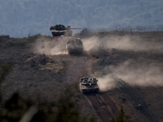 Lübnan topraklarına giren İsrail ordusu bir evi havaya uçurdu