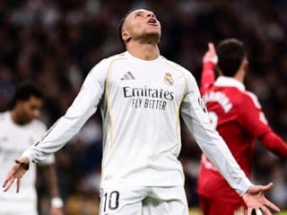 Real Madrid'e Kylian Mbappe'den kötü haber
