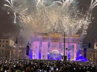 Almanya yeni yıla yoğun güvenlik önlemleri altında girdi