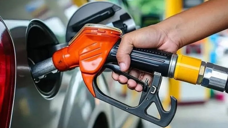 Akaryakıtta yeni yıl zammı: 1 Ocak 2026 benzin, motorin ve LPG fiyatları