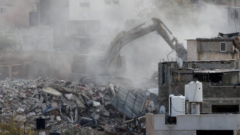 İsrail Gazze’de hava saldırıları ve topçu atışları düzenledi
