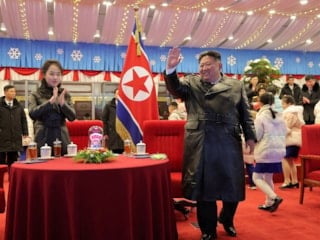 Kuzey Kore yeni yıla kutlama etkinlikleriyle girdi