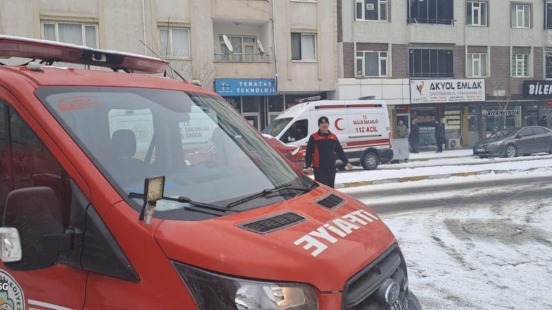 Iğdır'da asansör faciası: Anne ve kızı yaralandı