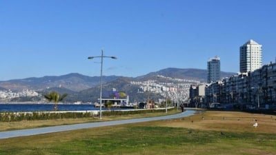 Yeni yılın ilk gününde İzmir'de sessizlik hakim