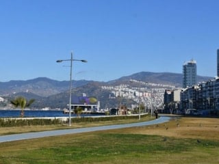 Yeni yılın ilk gününde İzmir'de sessizlik hakim