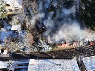 İstanbul'da metruk binada korkutan yangın