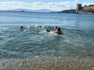 Bodrum ve Milas'ta yeni yılın ilk gününde deniz keyfi