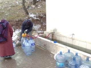 Ankara'da su krizi: Vatandaşlar suyu çeşmelerden temin ediyor