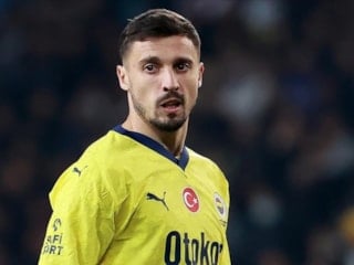 Rade Krunic’ten Fenerbahçe taraftarını kızdıran açıklamalar: Galatasaray daha vizyonlu ve Avrupa odaklı