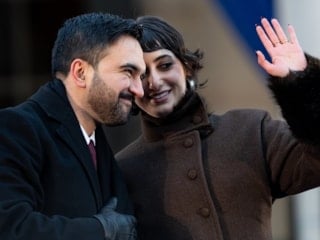 New York'un ilk Müslüman Belediye Başkanı Mamdani, Kur'an-ı Kerim'e el basarak yemin etti