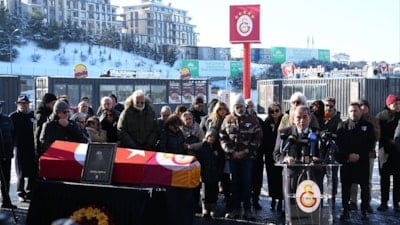 Gökmen Özdenak için stadyumda tören yapıldı
