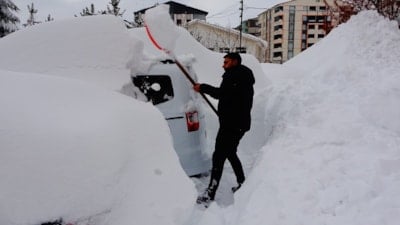 Bitlis'te 294 köy yolu kardan ulaşıma kapandı