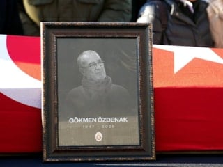 Gökmen Özdenak son yolculuğuna uğurlandı