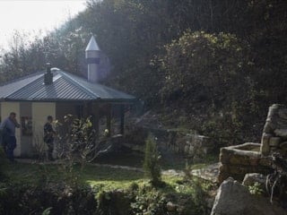 Bosna Hersek'in en küçük camisi: En fazla 10 kişi ibadet edebiliyor