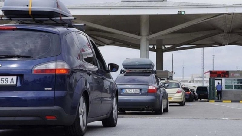 Yabancı plakalı araçlar için yeni düzenleme: Cezayı ödemeden çıkamayacaklar