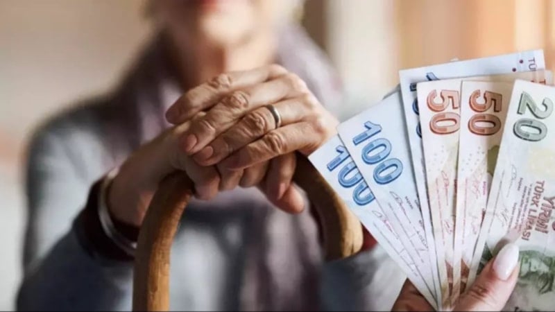 Emeklilere müjdeli tarih! 3 gün kaldı: Zamlar geliyor...