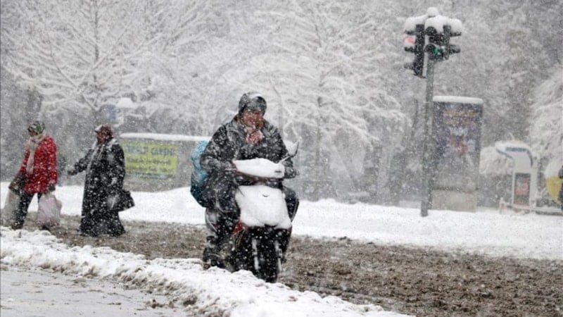 Kayseri buz tuttu: Termometreler eksi 14'ü gösterdi