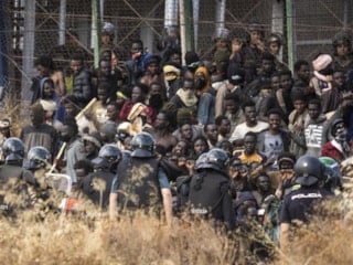 İspanya'nın Kanarya Adaları'na 144 düzensiz göçmen geldi