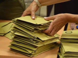 Türkiye'de 188 siyasi parti faaliyet gösteriyor: AK Parti ilk sırada