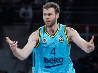 Fenerbahçe deplasmanda Baskonia'yı devirdi