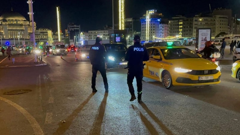 Yeni yılın ilk 'Huzur İstanbul' uygulamasında 816 kişi gözaltına alındı