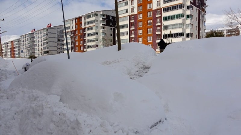 Bitlis'te termometreler eksi 17 dereceyi gördü