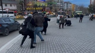 Bursa’da 75 kilometre hızla esen lodos hayatı felç etti