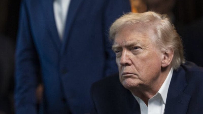 Donald Trump'ın, Venezuela operasyonunu izlediği anlar paylaşıldı