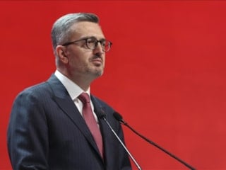 Burhanettin Duran’dan Özgür Özel’e tepki: Söylemle üslup çelişiyor