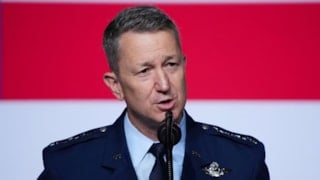 ABD Genelkurmay Başkanı, Venezuela'ya saldırıların detaylarını anlattı