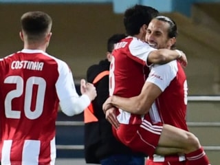 Yusuf Yazıcı golünü attı: Yunanistan Süper Kupası'nın sahibi Olympiakos oldu