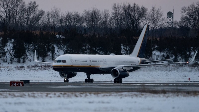 Maduro'yu taşıyan uçak New York'a indi