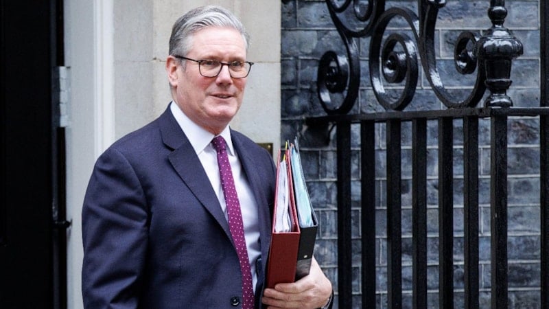 İngiltere Başbakanı Starmer: ABD'nin Venezuela müdahalesine üzülmedik