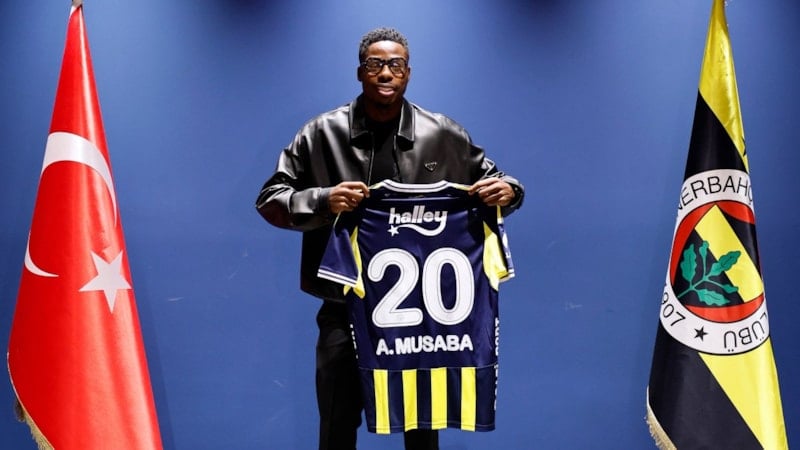 Fenerbahçe'nin 8. Hollandalı futbolcusu: Anthony Musaba