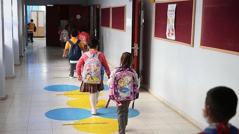 7 ilde eğitime kar engeli: İşte 5 Ocak Pazartesi okulların tatil edildiği iller