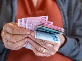 Emekli zamlı maaş ödeme takvimi 2026: Zamlı emekli maaşları ne zaman yatacak?
