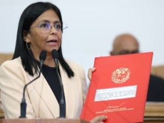 Venezuela geçici Devlet Başkanı'ndan ABD'ye iş birliği çağrısı