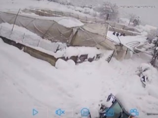 Karabük'te kar biriken sera çöktü