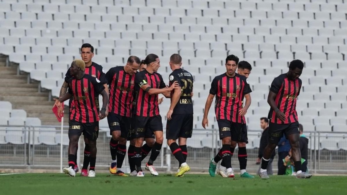 Fatih Karagümrük'te 4 futbolcuyla yollar ayrıldı