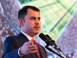 Murat Kurum, Kocaeli'de TOKİ konutlarında oturan ev sahiplerini paylaştı