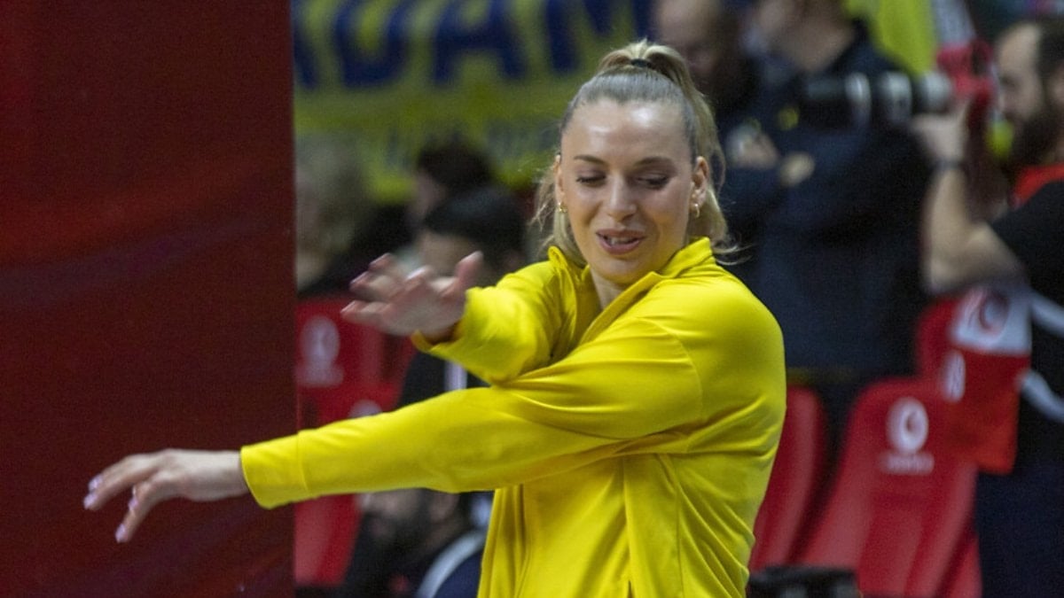 Cansu Özbay'ın bilek bağında zorlanmaya bağlı ödem tespit edildi