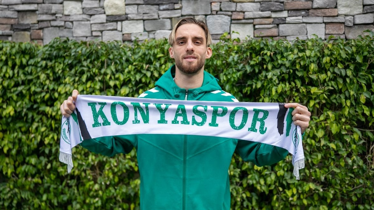 Berkan Kutlu resmen Konyaspor'da