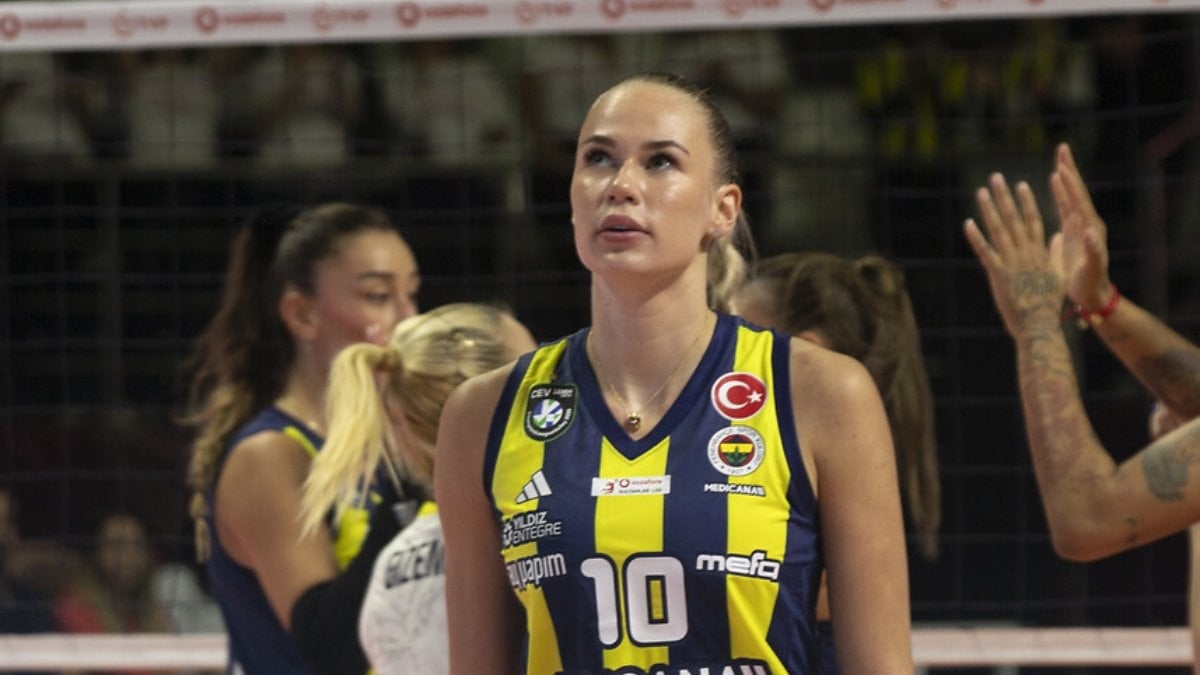 Fenerbahçe'de Arina Fedorovtseva, PGE Budowlani maçında yok