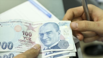 KYK 2026 ödemesi ne kadar, kaç TL oldu? Burs ve kredi zammı...