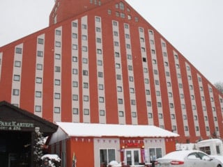 Kartepe'de bir otelin çalışma ruhsatı iptal edildi